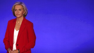Γαλλία - Δημοσκόπηση: Η Βαλερί Πεκρές έχει «αέρα» νίκης έναντι του Μακρόν