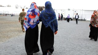 Χιλιάδες άνθρωποι εγκλωβισμένοι στο Αφγανιστάν περιμένουν να φύγουν για τη Γερμανία