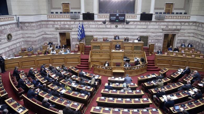 ΣΥΡΙΖΑ: Ερώτηση 31 βουλευτών για την καταγγελία Γιαννάκου σχετικά με τις ΜΕΘ «Vip»