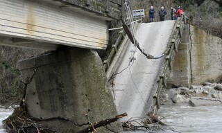 Κακοκαιρία: Εικόνα καταστροφής στα Ιωάννινα από τις πλημμύρες