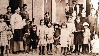 «Οι Μικρασιάτες πρόσφυγες στον Βόλο» - Ένα λεύκωμα γεμάτο ιστορική μνήμη