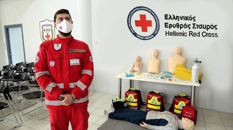 Ο Ελληνικός Ερυθρός Σταυρός δίπλα σε όσους έχουν ανάγκη: Πυρκαγιές, σεισμοί, πανδημία