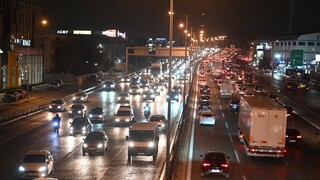 Κυκλοφοριακό χάος: Στο «κόκκινο» όλες οι αρτηρίες της πρωτεύουσας