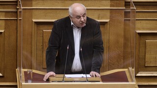 Προϋπολογισμός 2022 - Καραθανασόπουλος: «Σκυλοκαυγάς» στα συντρίμμια του ΕΣΥ