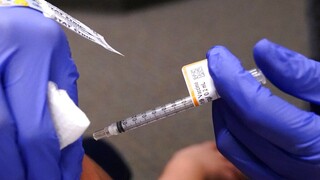 Κορωνοϊός: Συμφωνία ΕΕ - Pfizer για επιτάχυνση της παράδοσης των εμβολίων