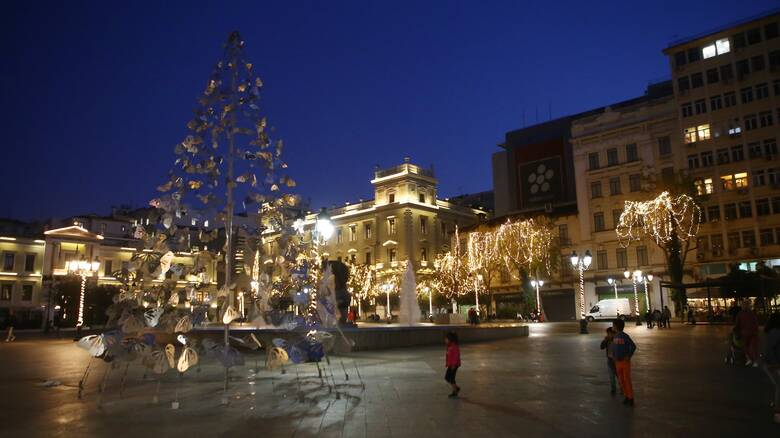 Κορωνοϊός: Ο Δήμος Αθηναίων ακυρώνει τη «Νύχτα των Ευχών» στην πλατεία Κοτζιά