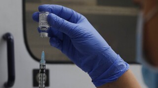 Μετάλλαξη Όμικρον: Το εμβόλιο της Novavax προκαλεί ανοσολογική απόκριση