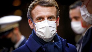 Γαλλία: Έκκληση Μακρόν προς τους πολίτες να κάνουν τεστ πριν από τις γιορτές