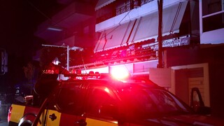 Φωτιά τη νύχτα σε σπίτι στο Καματερό - Απεγκλωβίστηκαν πέντε άτομα