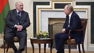Ρωσία: Υποδέχεται ο Πούτιν τον Λουκασένκο και προαναγγέλλει κοινές στρατιωτικές ασκήσεις