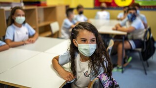 Μετάλλαξη Όμικρον - Ισπανία: Κανονικά η επιστροφή των μαθητών στις τάξεις