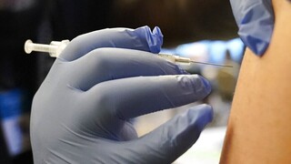 Κορωνοϊός: Άνοιξαν 270.000 νέα ραντεβού εμβολιασμού για ηλικίες άνω των 12 ετών