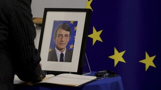 Νταβίντ Σασόλι: Το Ευρωπαϊκό Κοινοβούλιο τιμά τη μνήμη του - Την Τρίτη η εκλογή νέου προέδρου