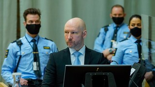 Νορβηγία - Μπρέιβικ: Παραμένει επικίνδυνος και αμετανόητος, λέει η ψυχίατρος που τον παρακολουθεί