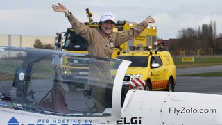 Μια 19χρονη η νεότερη γυναίκα που έκανε τον γύρο του κόσμου με μονοκινητήριο αεροσκάφος
