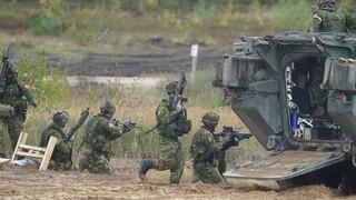Ανατολική Ευρώπη: Η ΝΑΤΟϊκή δύναμη ενισχύεται με φρεγάτες, μαχητικά και στρατιώτες