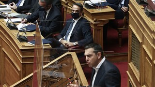 Πρόταση μομφής: Πολιτικός «καύσωνας» από την κίνηση ΣΥΡΙΖΑ - Ποιος «πιέζει» ποιον