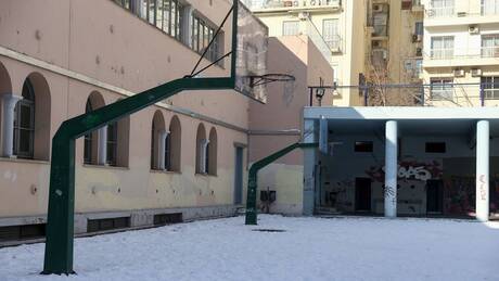 Κορωνοϊός - Χίος: Κλειστά τα σχολεία λόγω αυξημένων κρουσμάτων