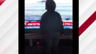 Η εικόνα της τραυματισμένης φάλαινας συγκίνησε αγοράκι - Της στέλνει φιλιά μέσα από την τηλεόραση