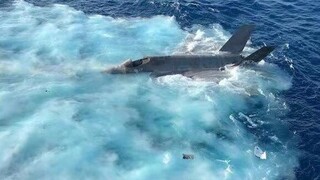 Aμερικανικό μαχητικό F-35 προσέκρουσε σε αεροπλανοφόρο στη Νότια Σινική Θάλασσα