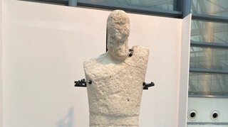 Οι πέτρινοι γίγαντες της Σαρδηνίας υποδέχονται το κοινό στο Αρχαιολογικό Μουσείο Θεσσαλονίκης