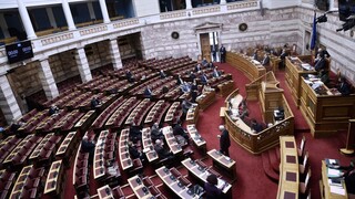 Αντιδράσεις προκαλεί το νομοσχέδιο για το νέο ΕΦΚΑ - Την απόσυρσή του ζητά η αντιπολίτευση