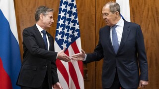 Ουκρανική κρίση: Επικοινωνία Λαβρόφ-Μπλίνκεν - Για πρόκληση σύρραξης κατηγορεί τις ΗΠΑ η Ρωσία