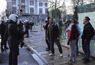 Το «κονβόι της ελευθερίας» πολιορκεί τις Βρυξέλλες - Ισχυρή αστυνομική παρουσία