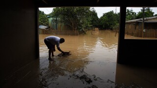 Συναγερμός στη Βραζιλία: Πλημμύρες και κατολισθήσεις στην Πετρόπολις - Τουλάχιστον 18 νεκροί