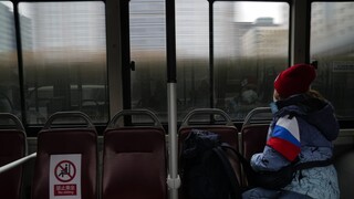 Το Πεκίνο μέσα από ένα λεωφορείο: Τι είδαν οι δημοσιογράφοι στην πρωτεύουσα της Κίνας; Τίποτα