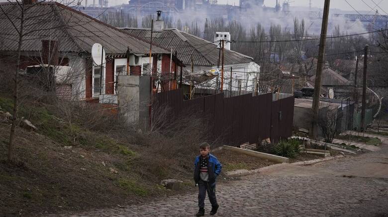 Ουκρανική κρίση: Ενισχύεται η ασφάλεια της Μαριούπολης - Ανησυχία για τους Έλληνες ομογενείς