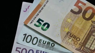 Η ακρίβεια μειώνει τις καταθέσεις νοικοκυριών και επιχειρήσεων - Πτώση 2,2 δισ. ευρώ τον Ιανουάριο