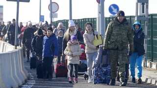Πολωνία: Περίπου 100.000 πολίτες έφτασαν στη χώρα από την έναρξη του πολέμου στην Ουκρανία