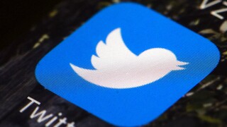 Πόλεμος στην Ουκρανία: Περιορισμούς στον ιστότοπό του στη Ρωσία επιβάλλει το Twitter