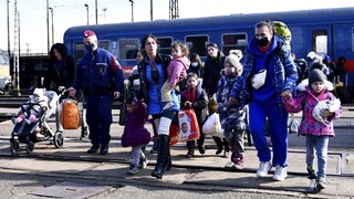 Ουκρανία: Ξεπέρασαν το μισό εκατομμύριο οι πρόσφυγες – Η Ευρώπη προετοιμάζεται να τους δεχτεί
