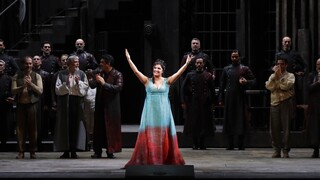 Άννα Νετρέμπκο: Εκτός της Μητροπολιτικής Όπερας της Νέας Υόρκης η Ρωσίδα ντίβα
