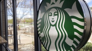 Πόλεμος Ουκρανία: Αποσύρεται και η Starbucks από τη Ρωσία