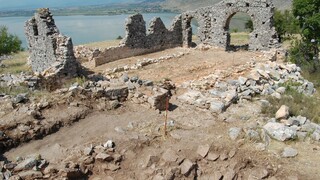 Θεσσαλονίκη: Πιο κοντά οι αρχαιολόγοι στην αποκάλυψη της τρίκλιτης βασιλικής στο Κάλε Αμυνταίου