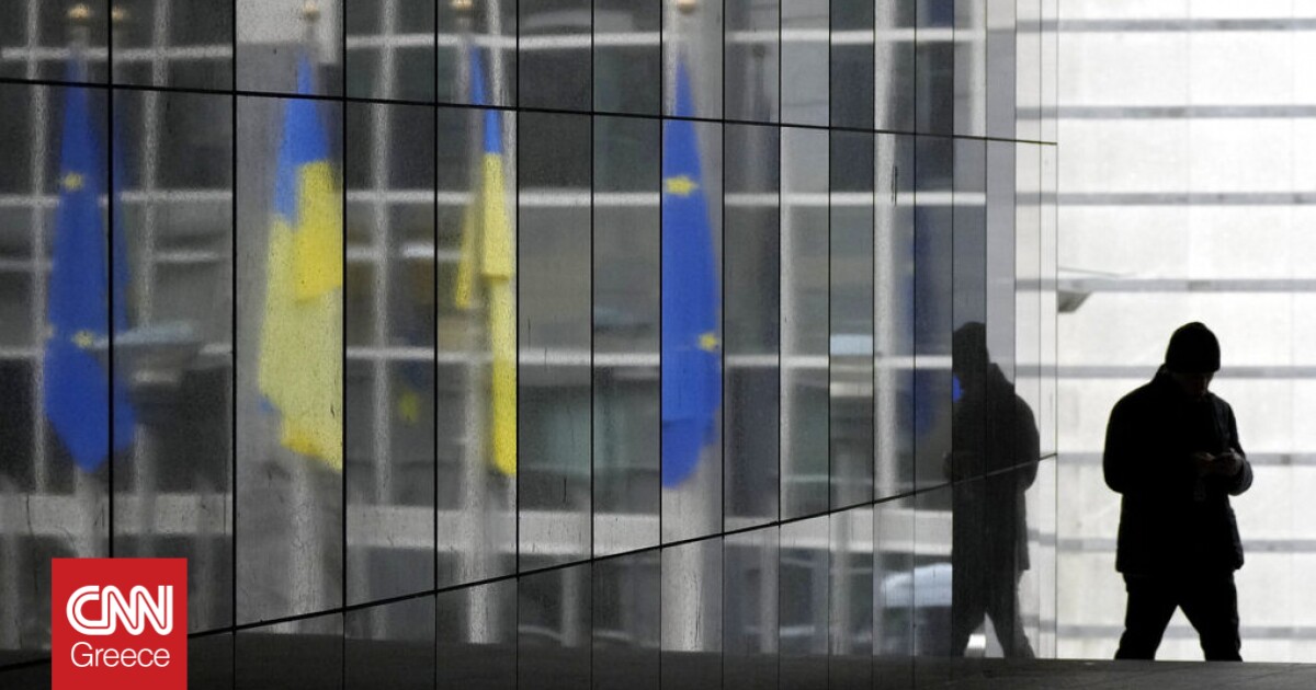 Πόλεμος Ουκρανία: Τέταρτο πακέτο κυρώσεων επιβάλλει η ΕΕ στη Ρωσία – Τι περιλαμβάνει
