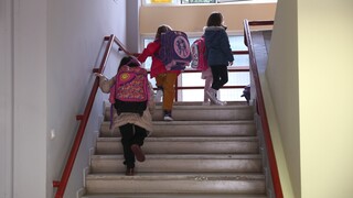Κορωνοϊός: Περισσότερα από 35.000 παιδιά με κορωνοϊό - Ποια σχολεία παραμένουν κλειστά