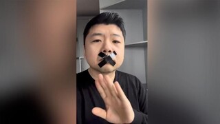 Κινέζος vlogger μοιράστηκε βίντεο από τη ρημαγμένη Ουκρανία - Και πλέον θεωρείται «εθνικός προδότης»