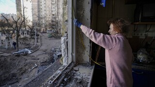 ΕΕ: Ταμείο ανοικοδόμησης για τη μεταπολεμική Ουκρανία και δράσεις στήριξης των προσφύγων
