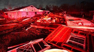ΗΠΑ: Ανεμοστρόβιλος σάρωσε τη Λουιζιάνα - Σοβαρές ζημιές σε σπίτια