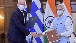 Στο Νέο Δελχί ο Δένδιας - Υπογραφή συμφωνιών με τον Ινδό ΥΠΕΞ