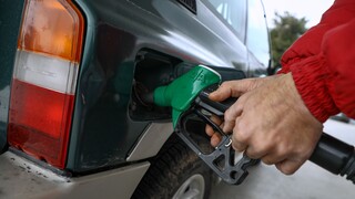 Επιταγή καυσίμων: Πώς χορηγείται - Η «παγίδα» και οι δικαιούχοι
