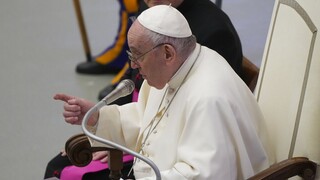 Πάπας Φραγκίσκος: «Αφήστε τα όπλα να σιγήσουν - Διαπραγματευτείτε σοβαρά για την ειρήνη»