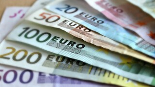Επίδομα ακρίβειας 200 ευρώ: Πότε θα καταβληθεί στους δικαιούχους