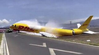 Αεροσκάφος της DHL κόβεται στα δύο κατά τη διάρκεια κατεπείγουσας προσγείωσης