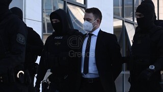 Δολοφονία Καρολάιν: Έφτασε στα δικαστήρια ο Μπάμπης Αναγνωστόπουλος - Ξεκινά η δίκη