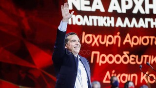 Συνέδριο ΣΥΡΙΖΑ: Οι στοχεύσεις Τσίπρα, η αμηχανία με Μάντζο και οι παλιόφιλοι